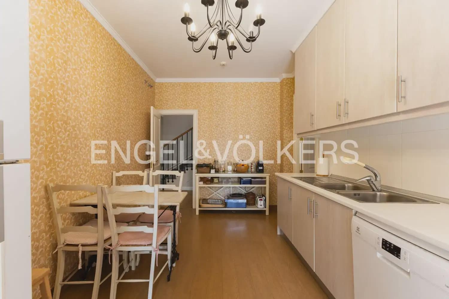 6 sypialnia Willa na sprzedaż w Faura z basenem garażem - 700 000 € (Ref: 9898287)