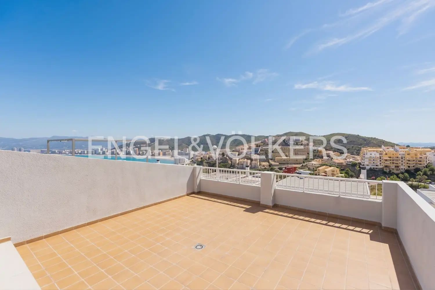 4 quarto Moradia em Banda para venda em Cullera com garagem - 400 000 € (Ref: 9898289)