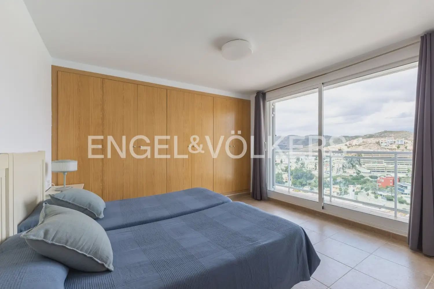 4 quarto Moradia em Banda para venda em Cullera com garagem - 400 000 € (Ref: 9898289)