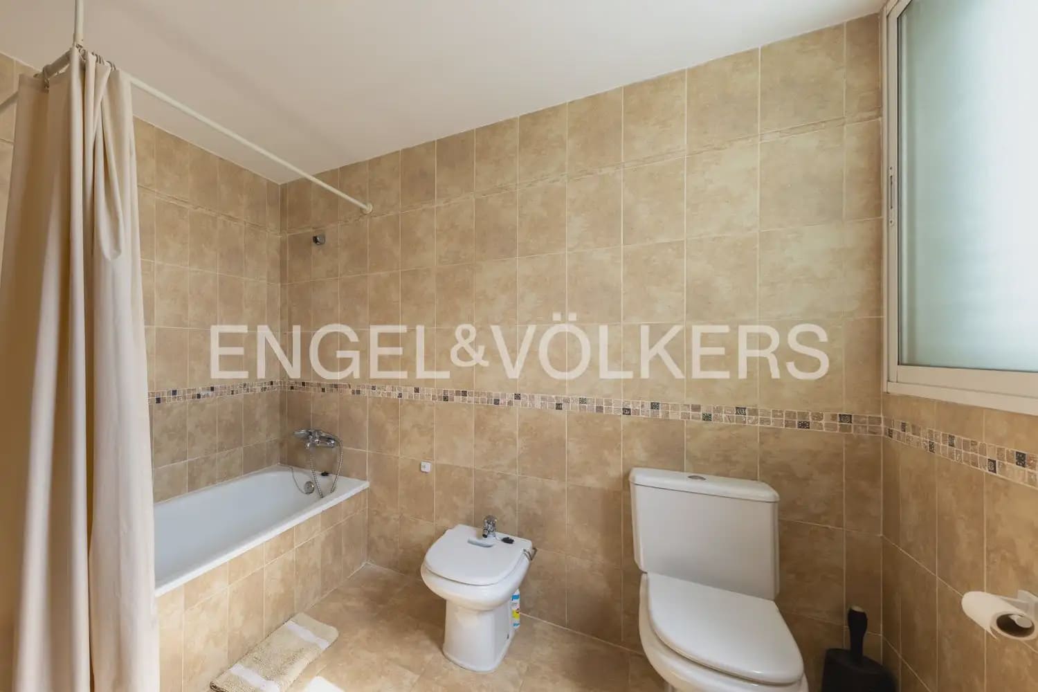 4 quarto Moradia em Banda para venda em Cullera com garagem - 400 000 € (Ref: 9898289)