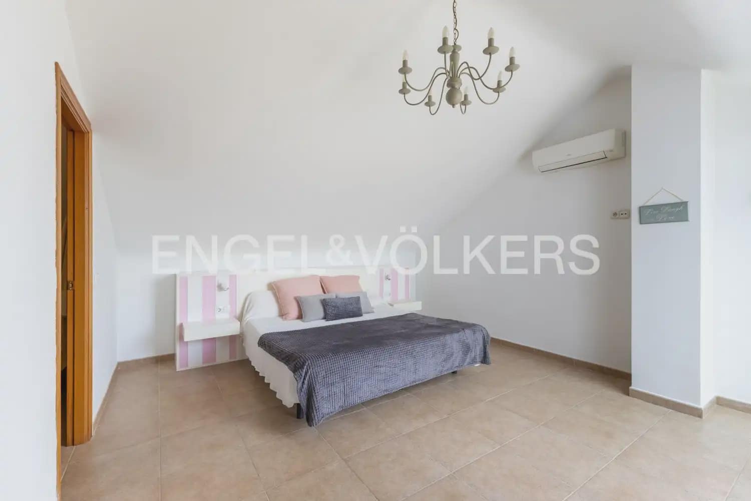 4 quarto Moradia em Banda para venda em Cullera com garagem - 400 000 € (Ref: 9898289)