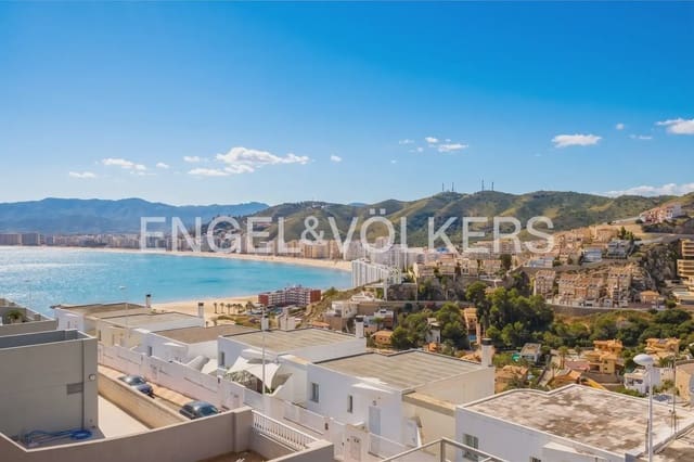 4 quarto Moradia em Banda para venda em Faro de Cullera, Cullera com garagem - 400 000 € (Ref: 9898289)