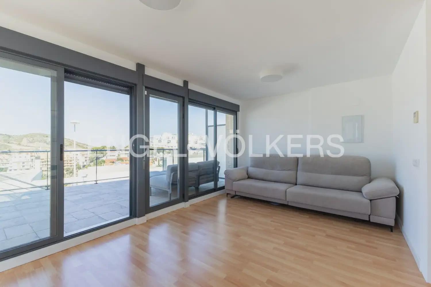 3 sypialnia Willa na sprzedaż w Cullera z basenem garażem - 560 000 € (Ref: 9898291)