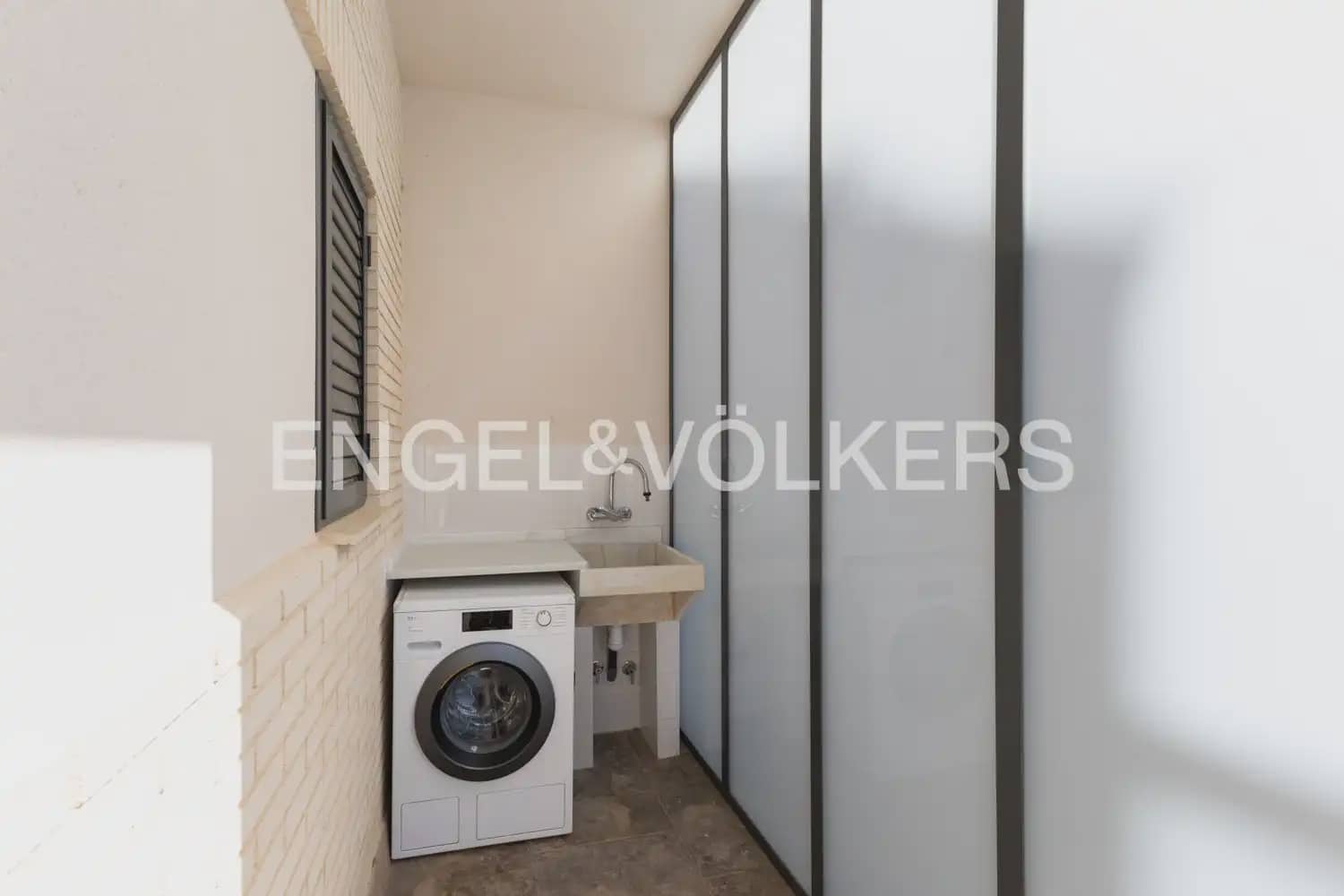 3 sypialnia Willa na sprzedaż w Cullera z basenem garażem - 560 000 € (Ref: 9898291)