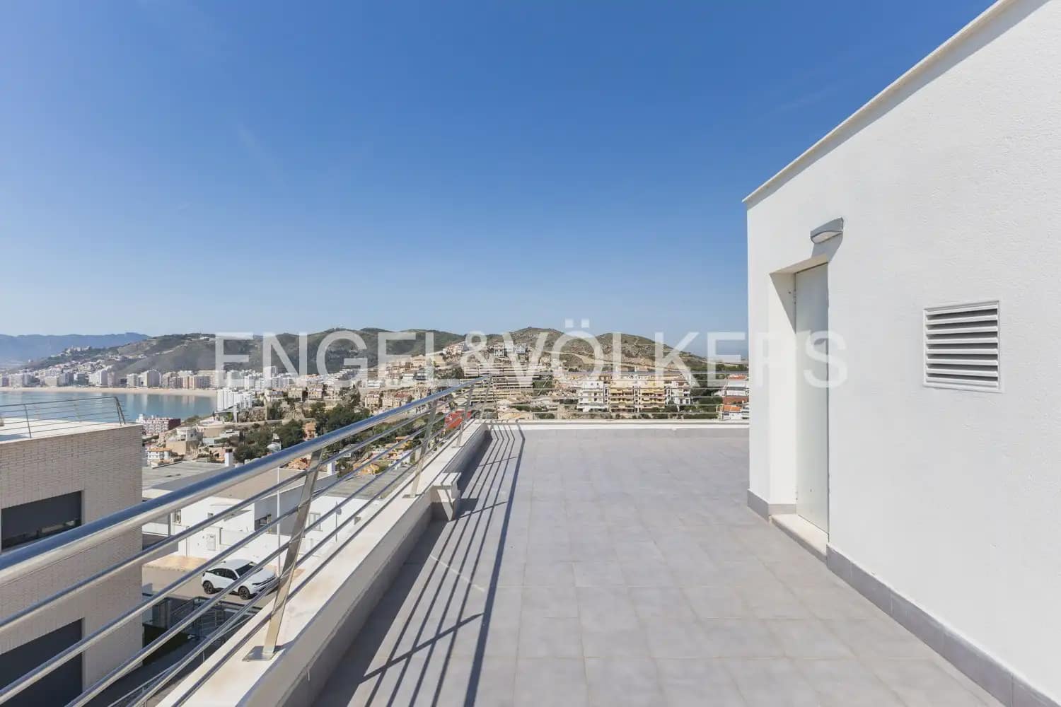 3 sypialnia Willa na sprzedaż w Cullera z basenem garażem - 560 000 € (Ref: 9898291)