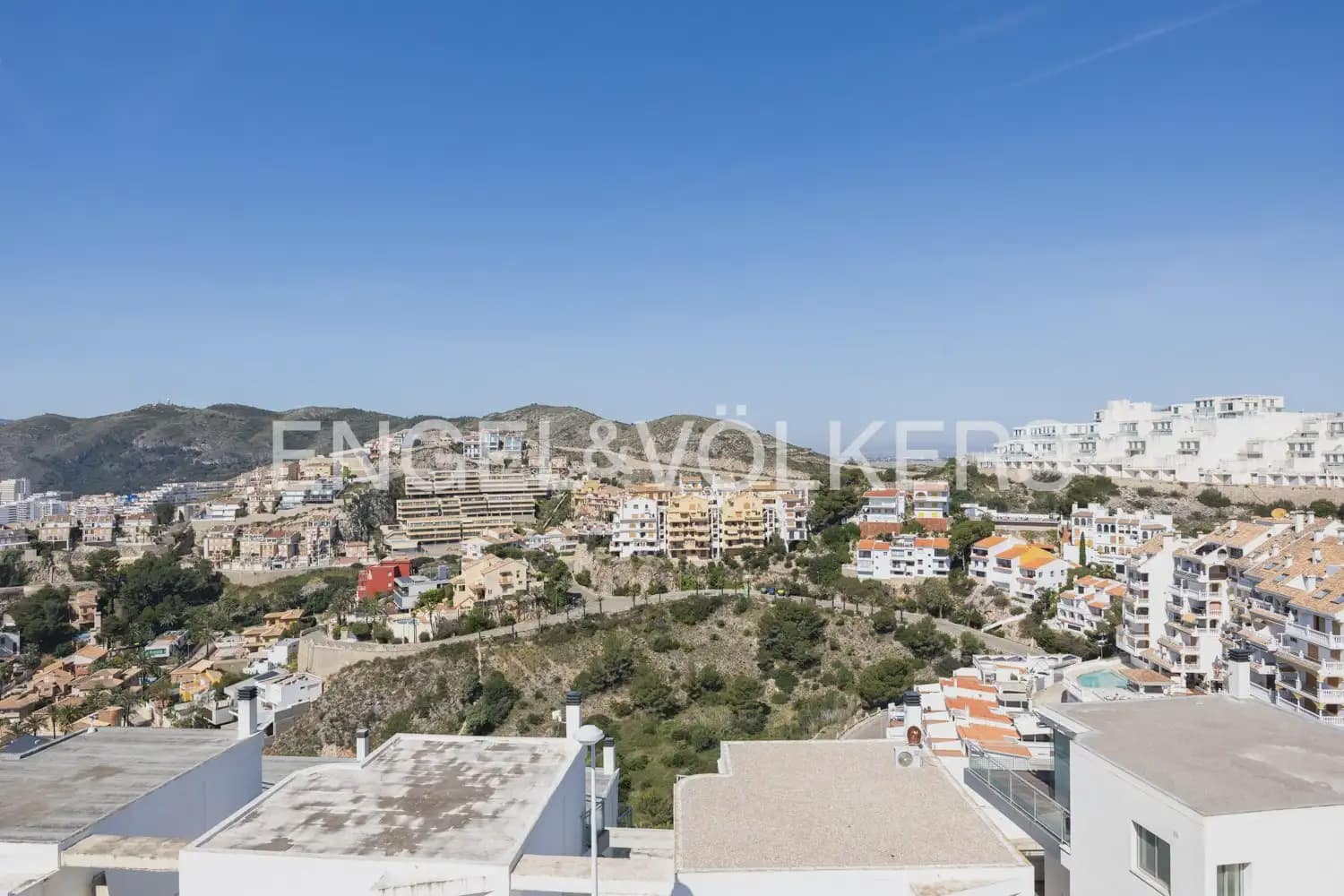 3 sypialnia Willa na sprzedaż w Cullera z basenem garażem - 560 000 € (Ref: 9898291)