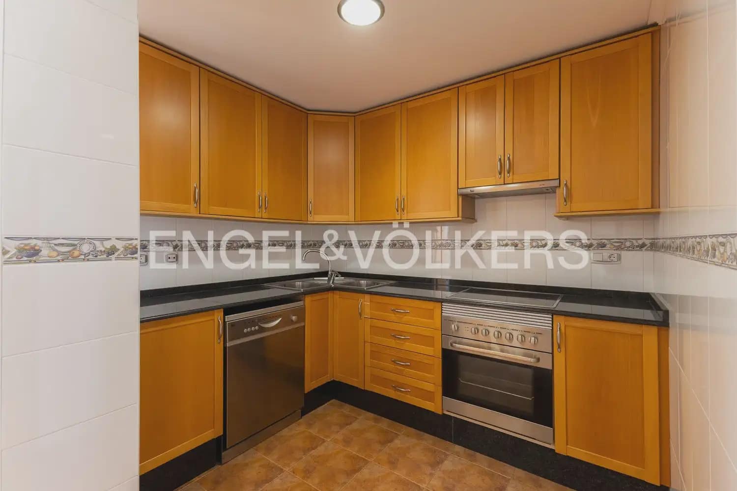Ático de 3 habitaciones en Sagunto / Sagunt en alquiler con garaje - 1.600 € (Ref: 9898292)