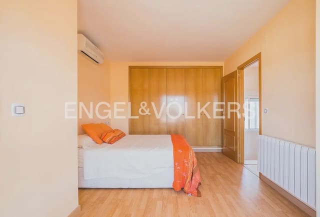 3 camera da letto Attico da affittare in Sagunto / Sagunt con garage - 1.600 € (Rif: 9898292)