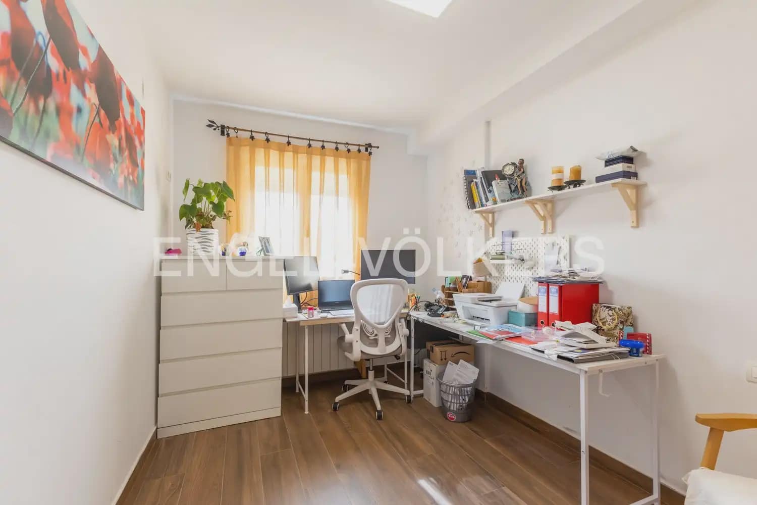 4 Zimmer Haus zu verkaufen in Requena mit Garage - 270.000 € (Ref: 9898293)