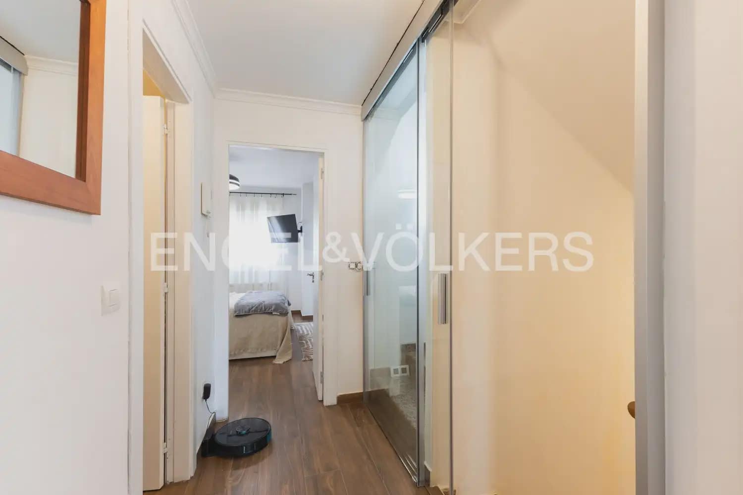 4 Zimmer Haus zu verkaufen in Requena mit Garage - 270.000 € (Ref: 9898293)