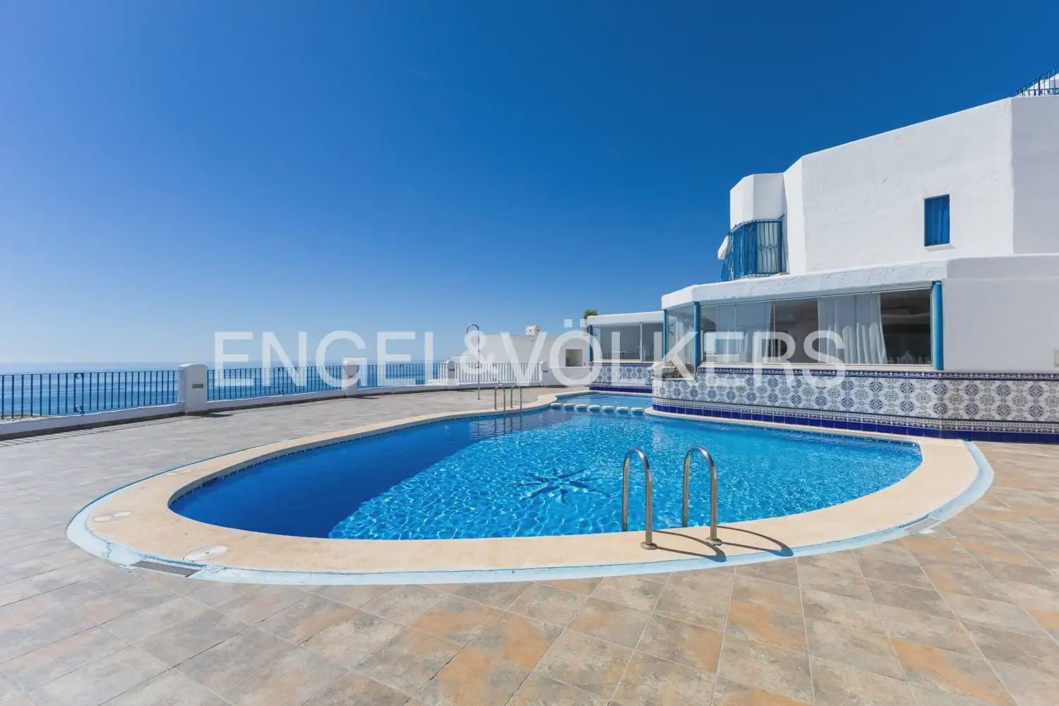 3 bedroom Townhouse for sale in Peniscola with pool garage - € 258,000 (Ref: 9898294)