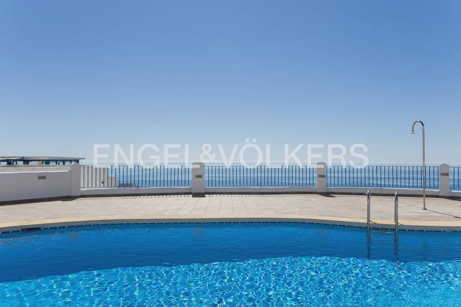 3 bedroom Townhouse for sale in Peniscola with pool garage - € 258,000 (Ref: 9898294)