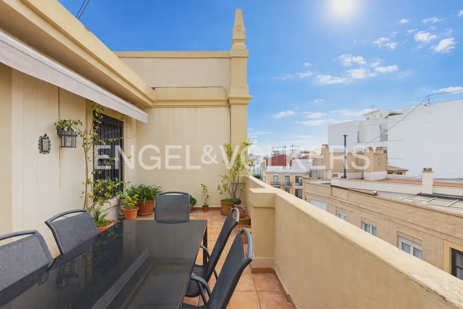 4 quarto Penthouse para venda em Valencia cidade - 1 200 000 € (Ref: 9898296)