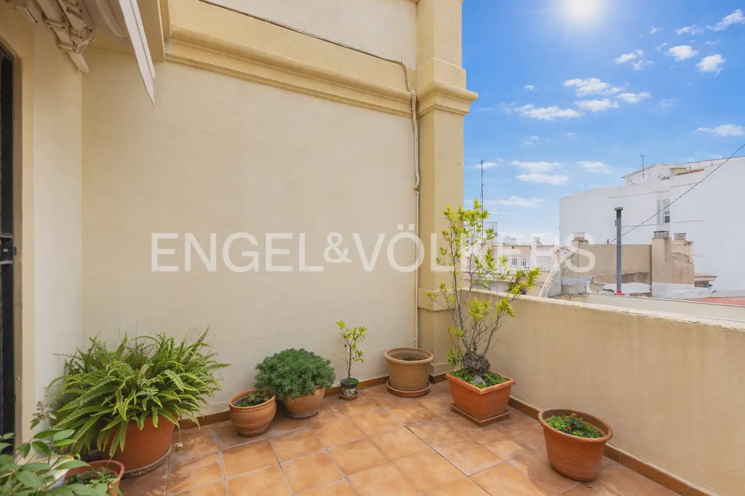 4 quarto Penthouse para venda em Valencia cidade - 1 200 000 € (Ref: 9898296)