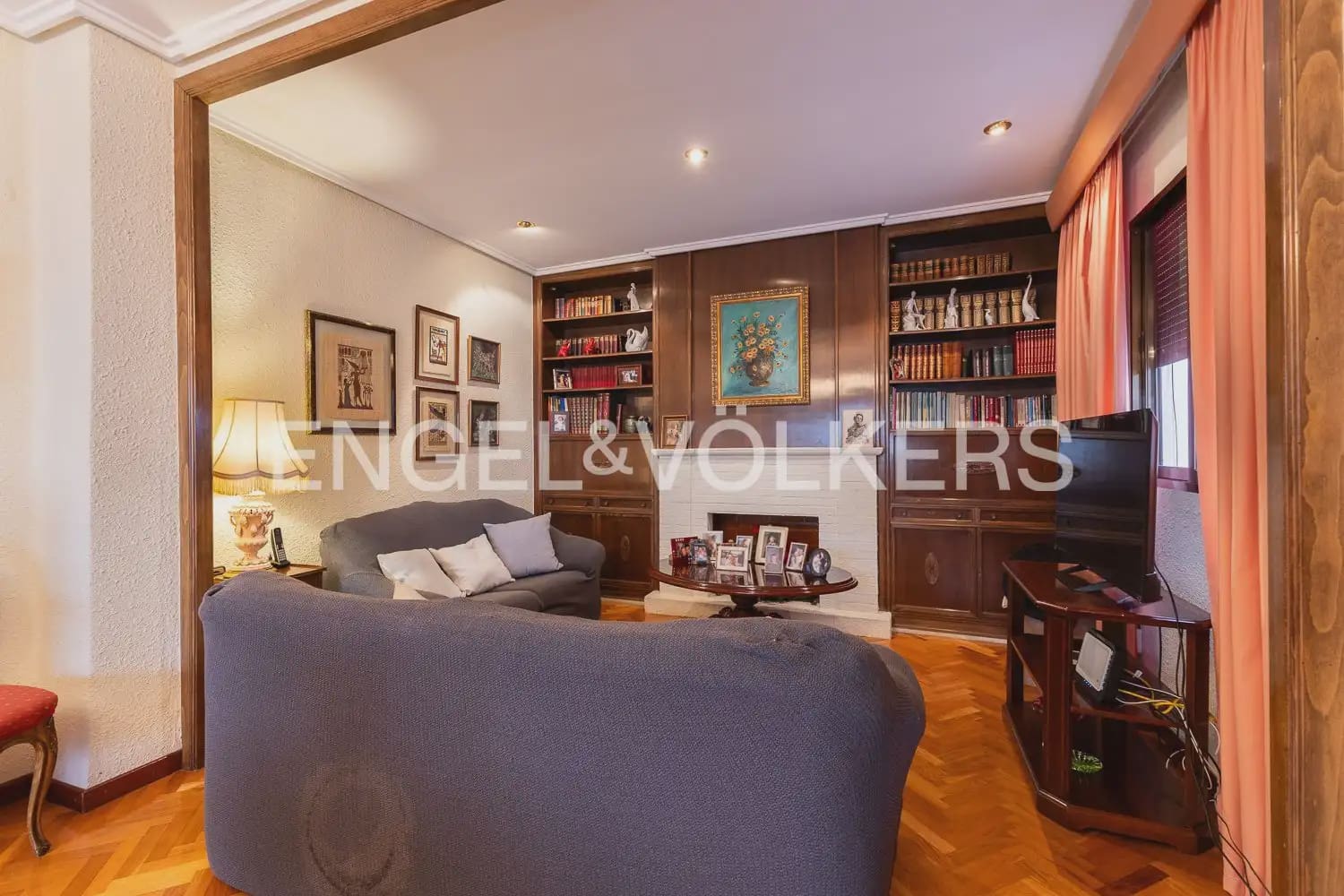 4 quarto Penthouse para venda em Valencia cidade - 1 200 000 € (Ref: 9898296)