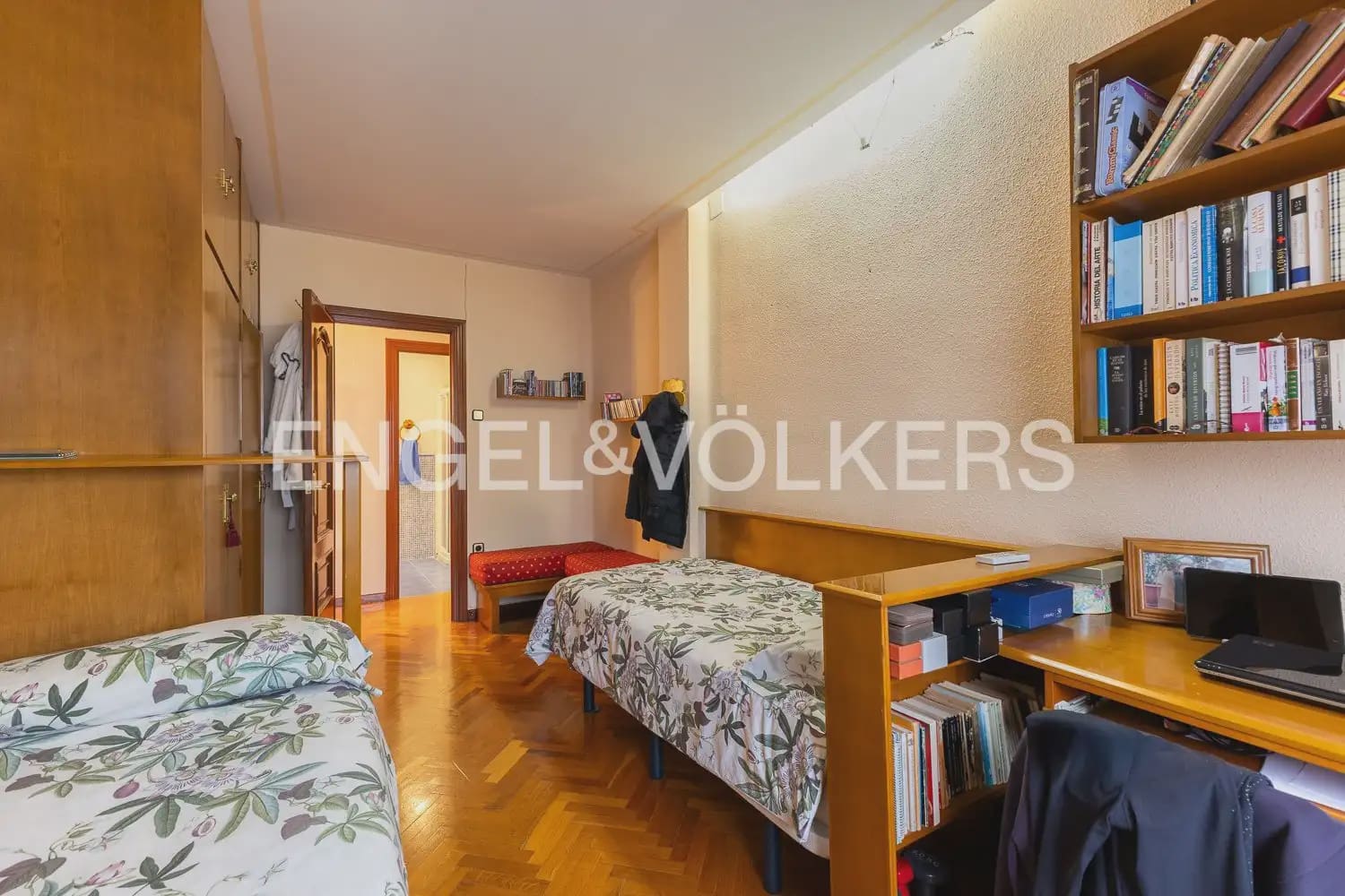 4 quarto Penthouse para venda em Valencia cidade - 1 200 000 € (Ref: 9898296)