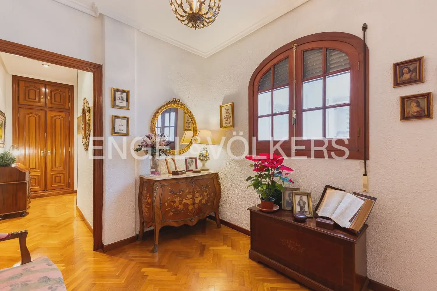 4 quarto Penthouse para venda em Valencia cidade - 1 200 000 € (Ref: 9898296)