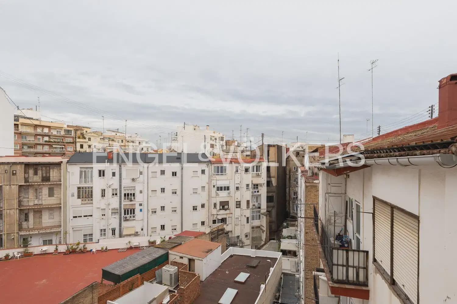 4 quarto Penthouse para venda em Valencia cidade - 1 200 000 € (Ref: 9898296)
