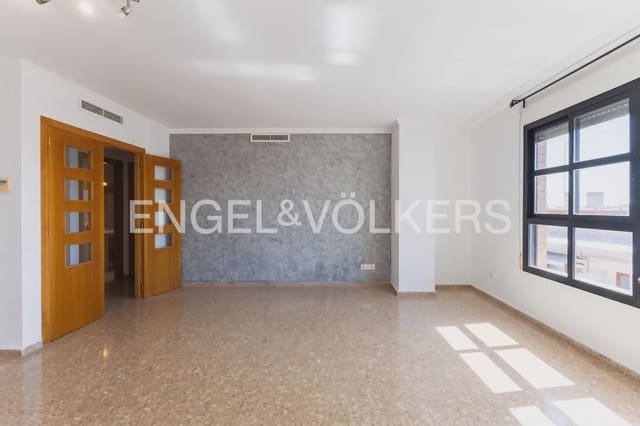 3 sovrum Takvåning att hyra i Cabanyal-Canyamelar, Valencia stad med pool garage - 1 600 € (Ref: 9898297)