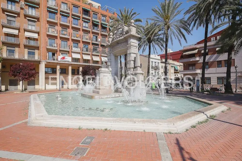 2 bedroom Townhouse for sale in Valencia city - € 295,000 (Ref: 9898298)