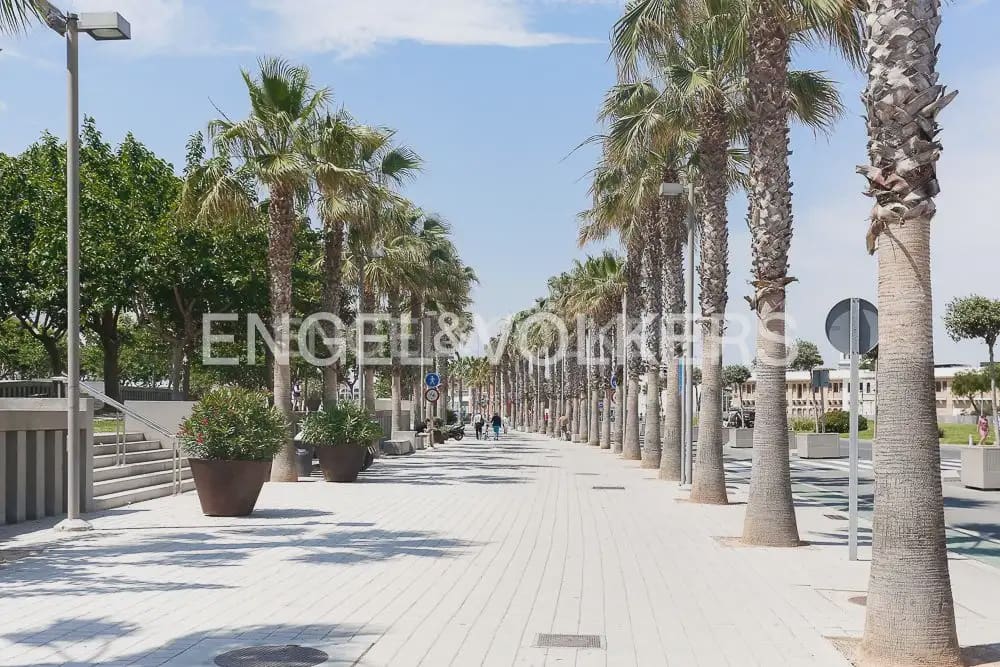 2 bedroom Townhouse for sale in Valencia city - € 295,000 (Ref: 9898298)
