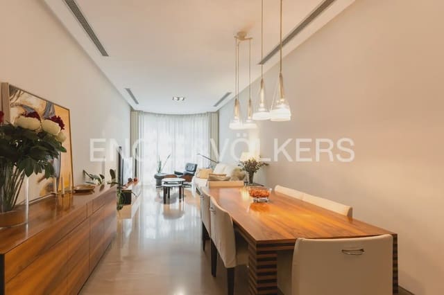 4 makuuhuone Omakotitalo myytävänä paikassa Centro, Castelló de la Plana - 350 000 € (Ref: 9898299)