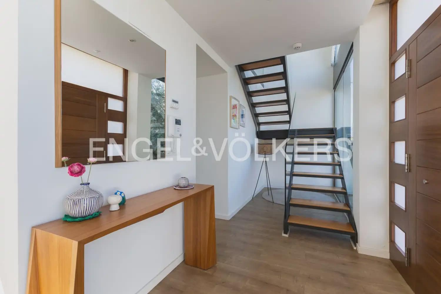 4 soverom Villa til salgs i L'Eliana med svømmebasseng garasje - € 1 190 000 (Ref: 9898300)