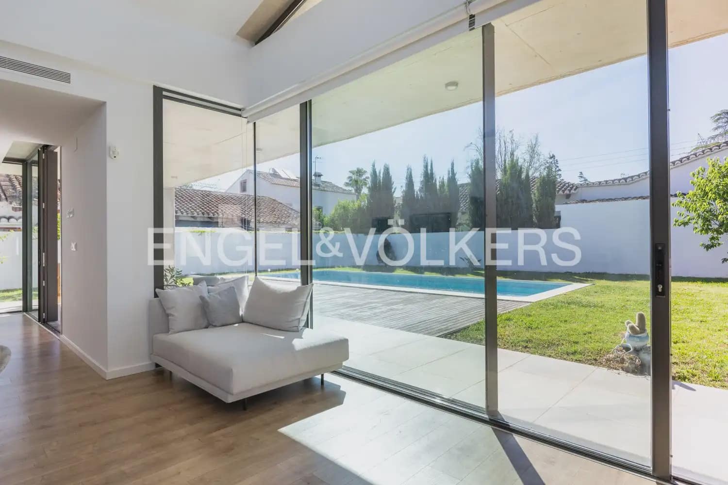 4 soverom Villa til salgs i L'Eliana med svømmebasseng garasje - € 1 190 000 (Ref: 9898300)