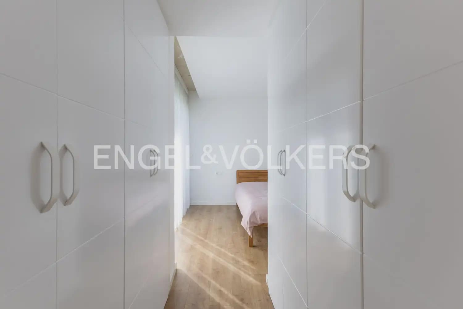 4 soverom Villa til salgs i L'Eliana med svømmebasseng garasje - € 1 190 000 (Ref: 9898300)