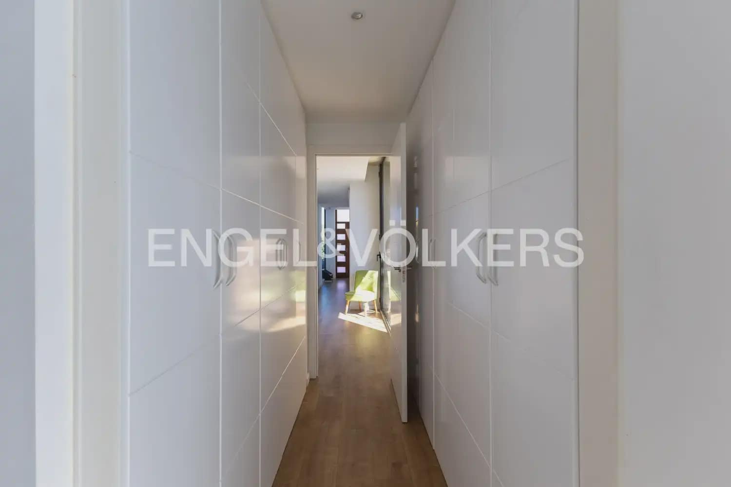 4 soverom Villa til salgs i L'Eliana med svømmebasseng garasje - € 1 190 000 (Ref: 9898300)