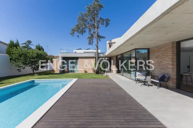 4 soverom Villa til salgs i L'Eliana med svømmebasseng garasje - € 1 190 000 (Ref: 9898300)