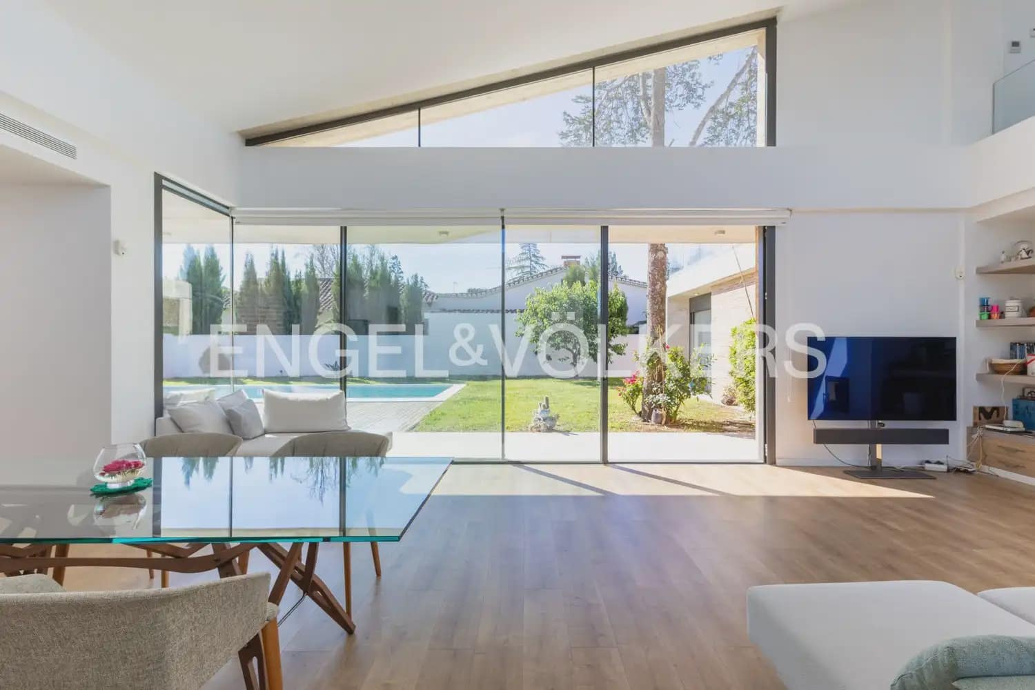4 soverom Villa til salgs i L'Eliana med svømmebasseng garasje - € 1 190 000 (Ref: 9898300)