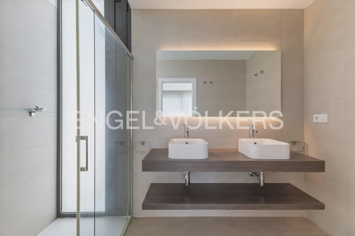 4 soverom Villa til salgs i L'Eliana med svømmebasseng garasje - € 1 190 000 (Ref: 9898300)