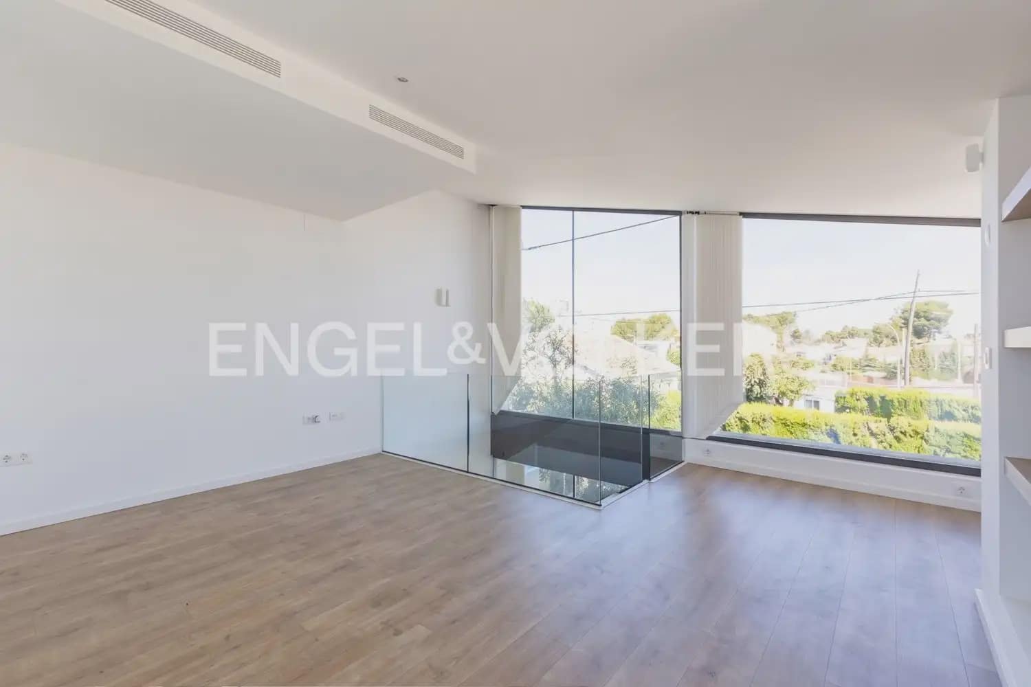 4 soverom Villa til salgs i L'Eliana med svømmebasseng garasje - € 1 190 000 (Ref: 9898300)
