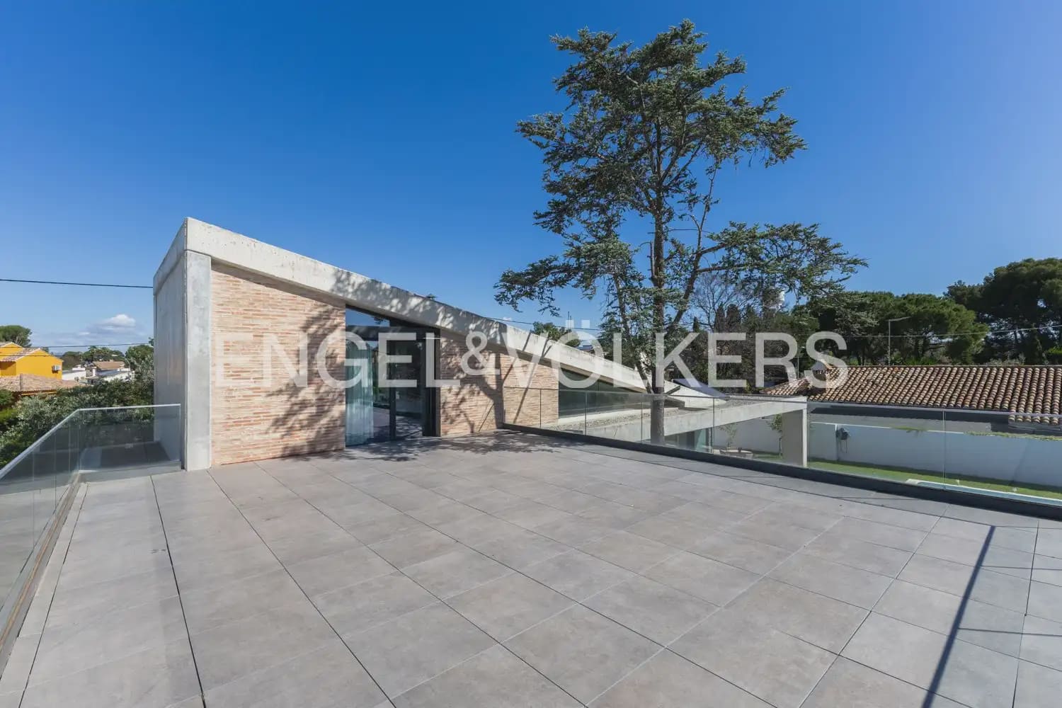 4 soverom Villa til salgs i L'Eliana med svømmebasseng garasje - € 1 190 000 (Ref: 9898300)