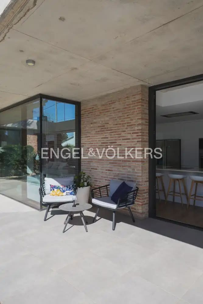 4 soverom Villa til salgs i L'Eliana med svømmebasseng garasje - € 1 190 000 (Ref: 9898300)