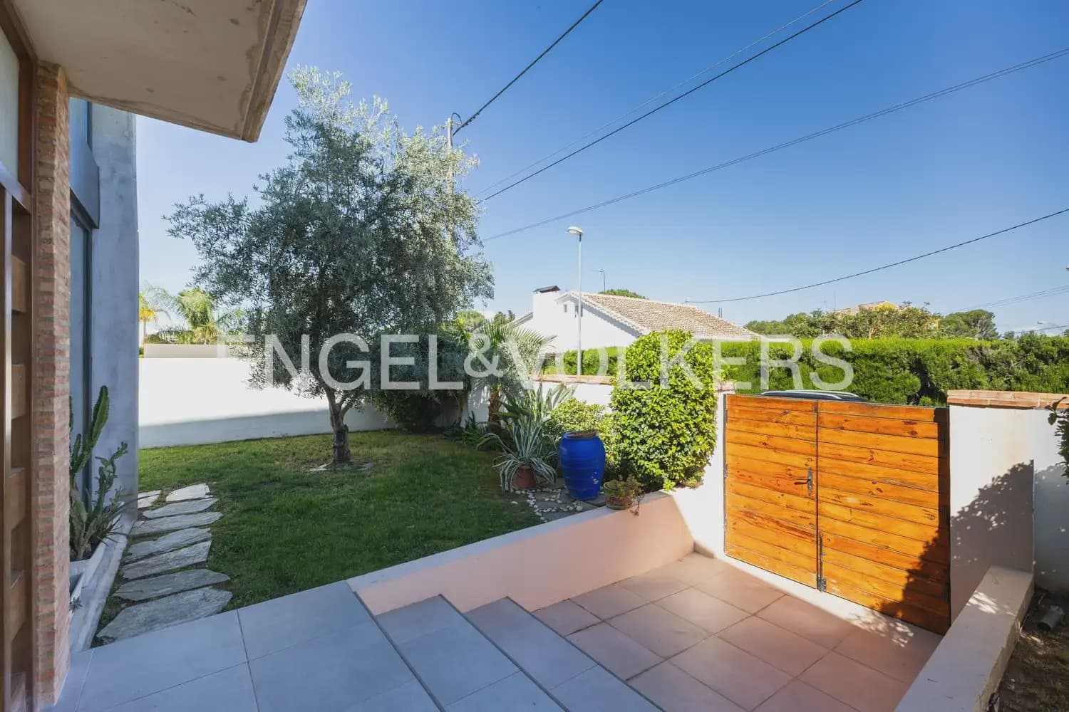 4 soverom Villa til salgs i L'Eliana med svømmebasseng garasje - € 1 190 000 (Ref: 9898300)