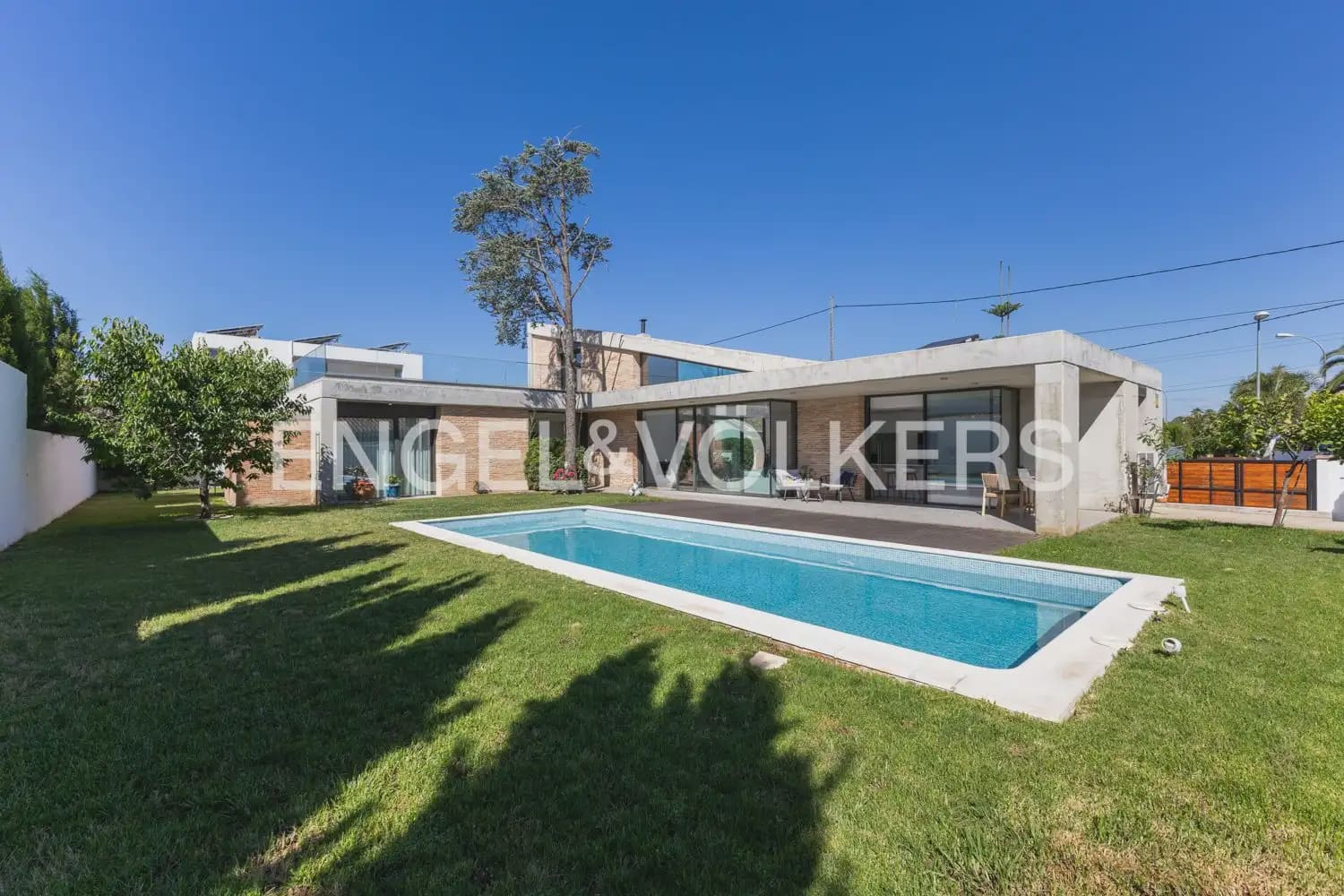 4 soverom Villa til salgs i L'Eliana med svømmebasseng garasje - € 1 190 000 (Ref: 9898300)