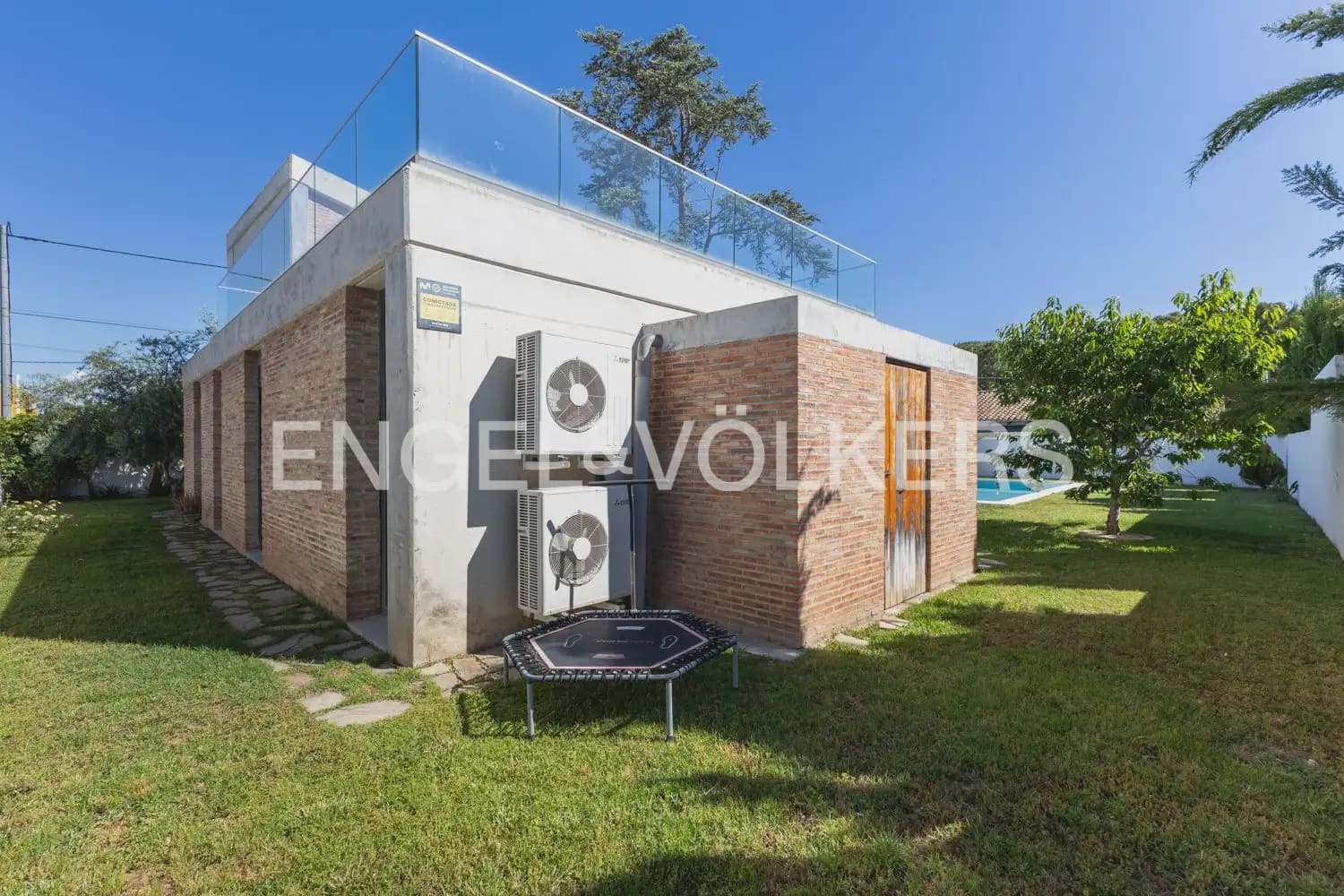 4 soverom Villa til salgs i L'Eliana med svømmebasseng garasje - € 1 190 000 (Ref: 9898300)