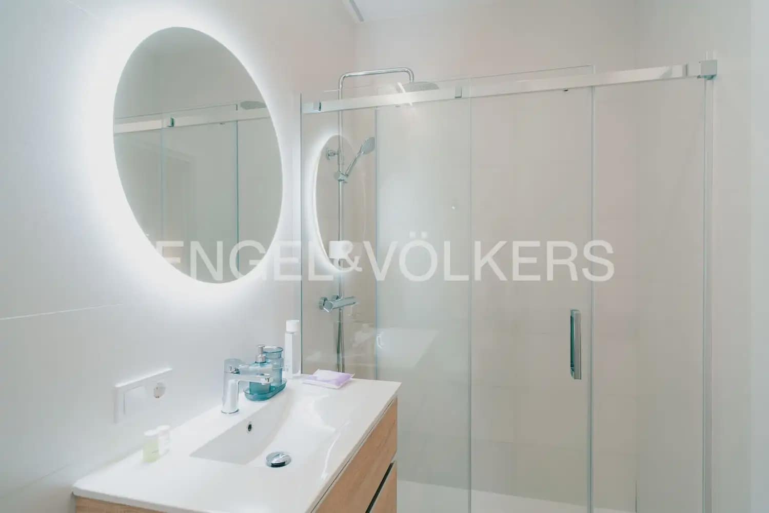 1 sovrum Vind till salu i Valencia stad - 175 000 € (Ref: 9898301)