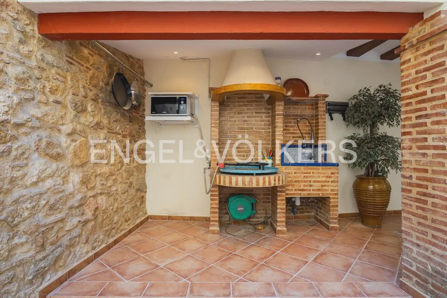 6 slaapkamer Huis te koop in Xativa - € 695.000 (Ref: 9898302)