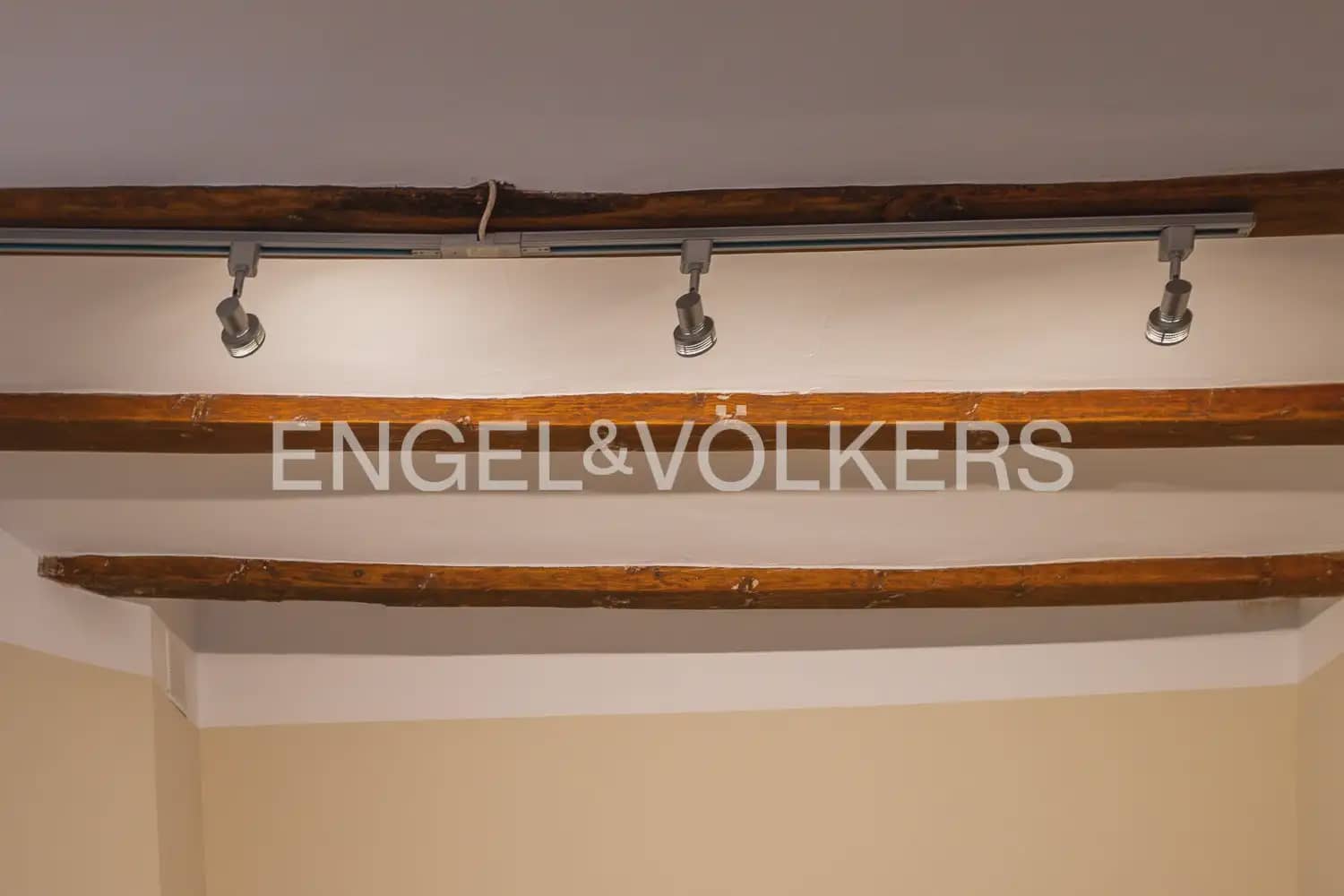 6 slaapkamer Huis te koop in Xativa - € 695.000 (Ref: 9898302)