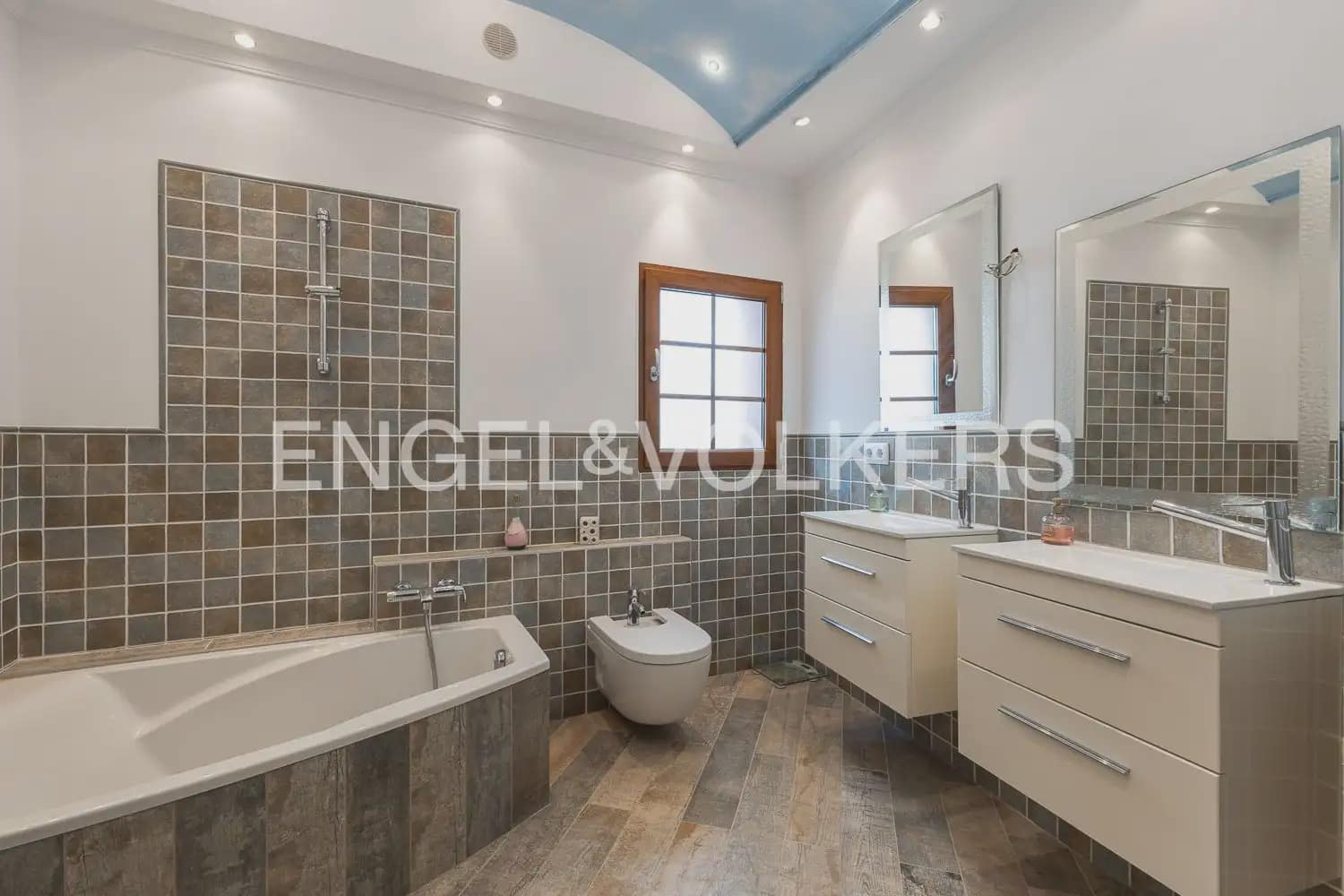 6 slaapkamer Huis te koop in Xativa - € 695.000 (Ref: 9898302)