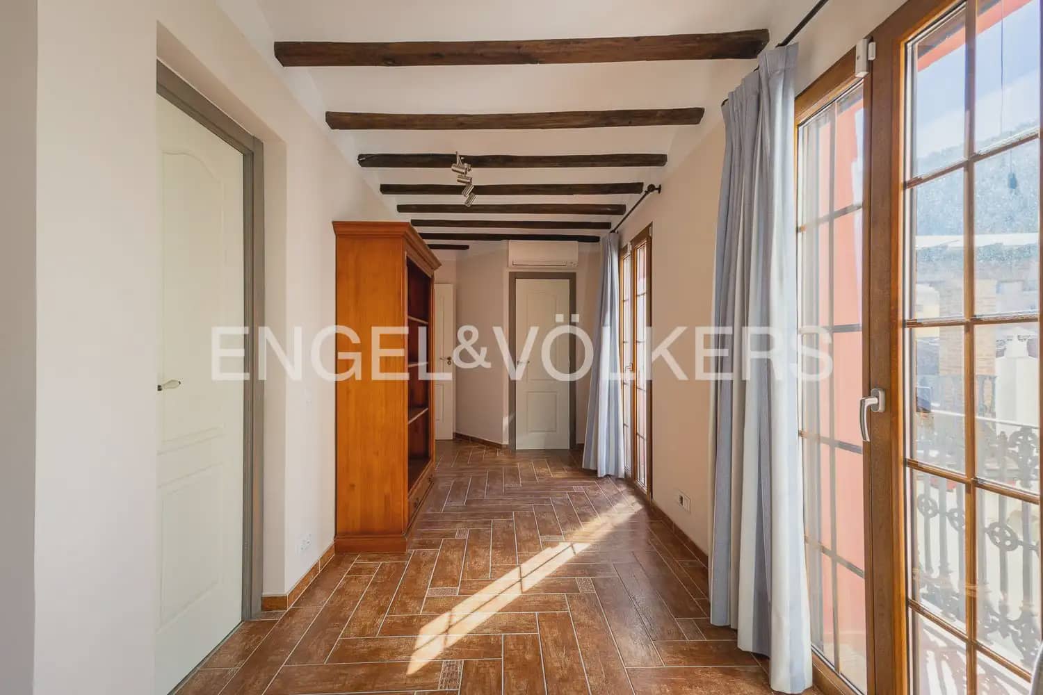 6 slaapkamer Huis te koop in Xativa - € 695.000 (Ref: 9898302)