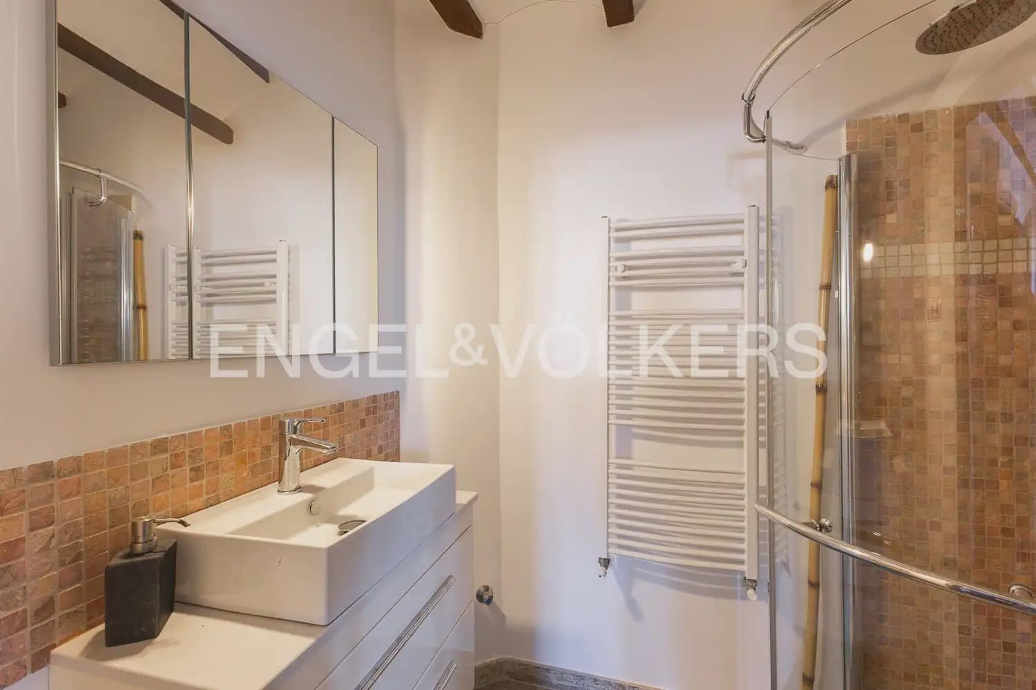 6 slaapkamer Huis te koop in Xativa - € 695.000 (Ref: 9898302)
