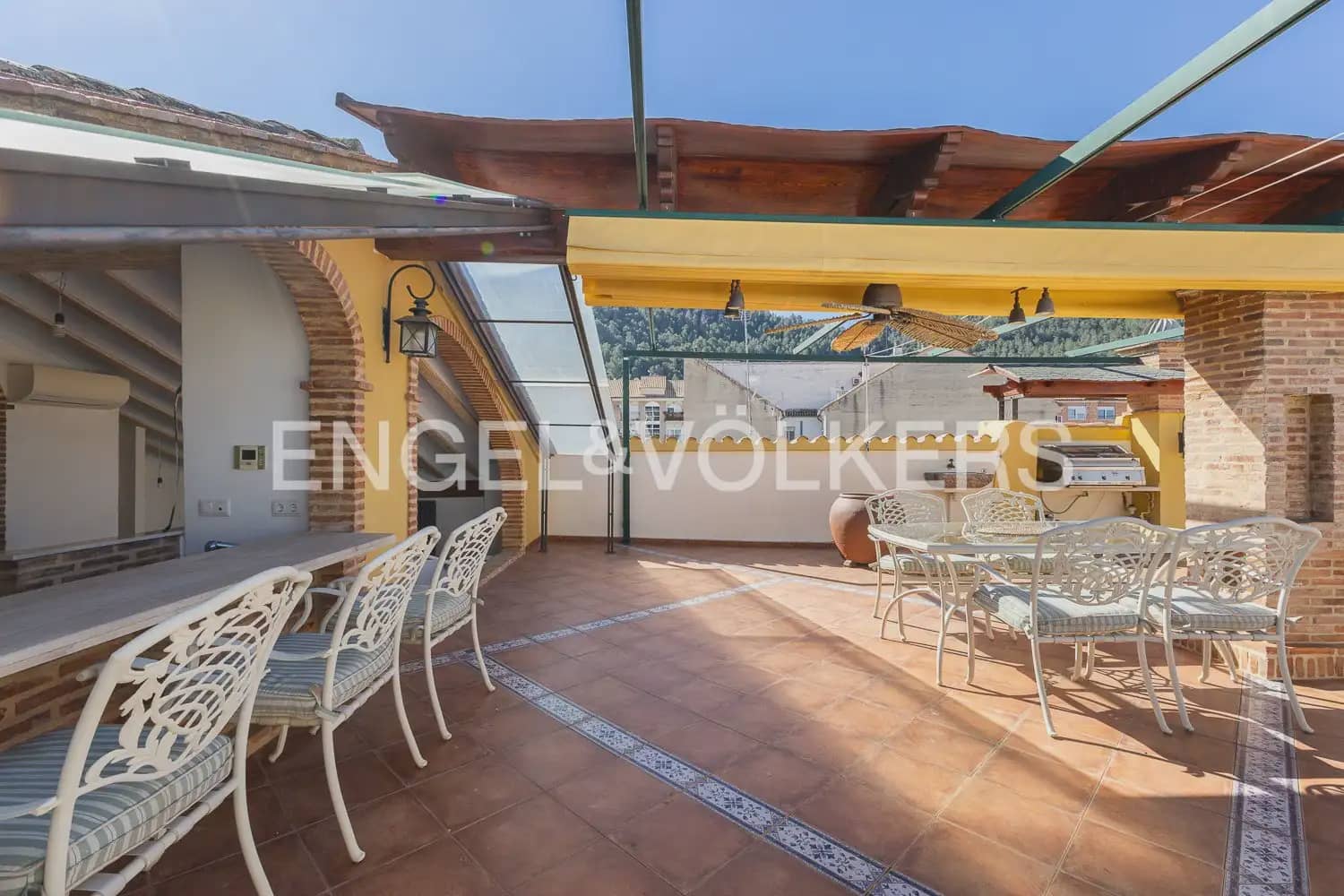 6 slaapkamer Huis te koop in Xativa - € 695.000 (Ref: 9898302)