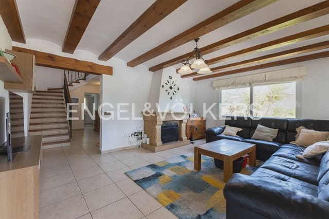 7 bedroom Villa for sale in Partides comunes - Adsubia, Javea / Xàbia with pool garage - € 1,390,000 (Ref: 9898303)