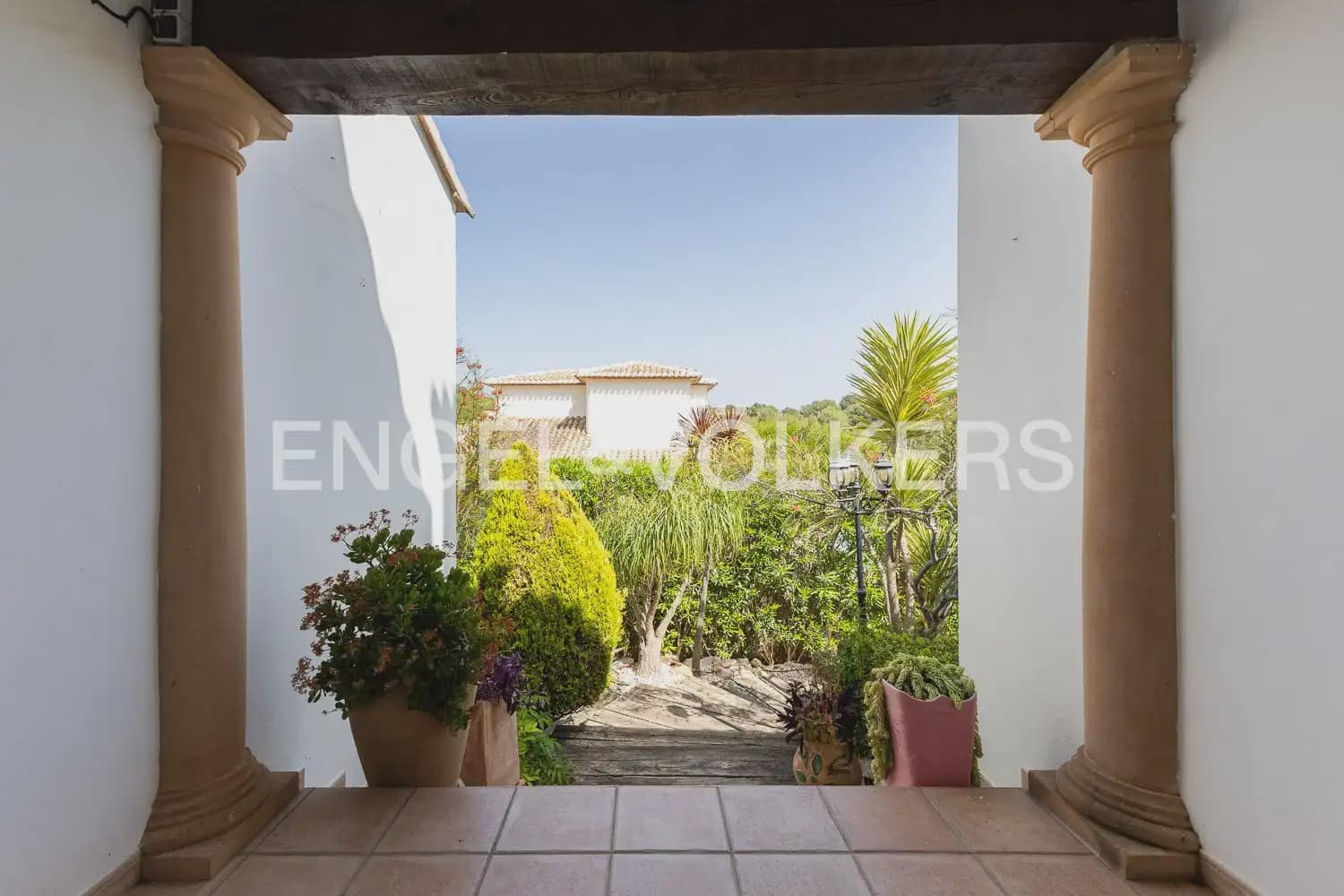 7 bedroom Villa for sale in Javea / Xabia with pool garage - € 1,390,000 (Ref: 9898303)