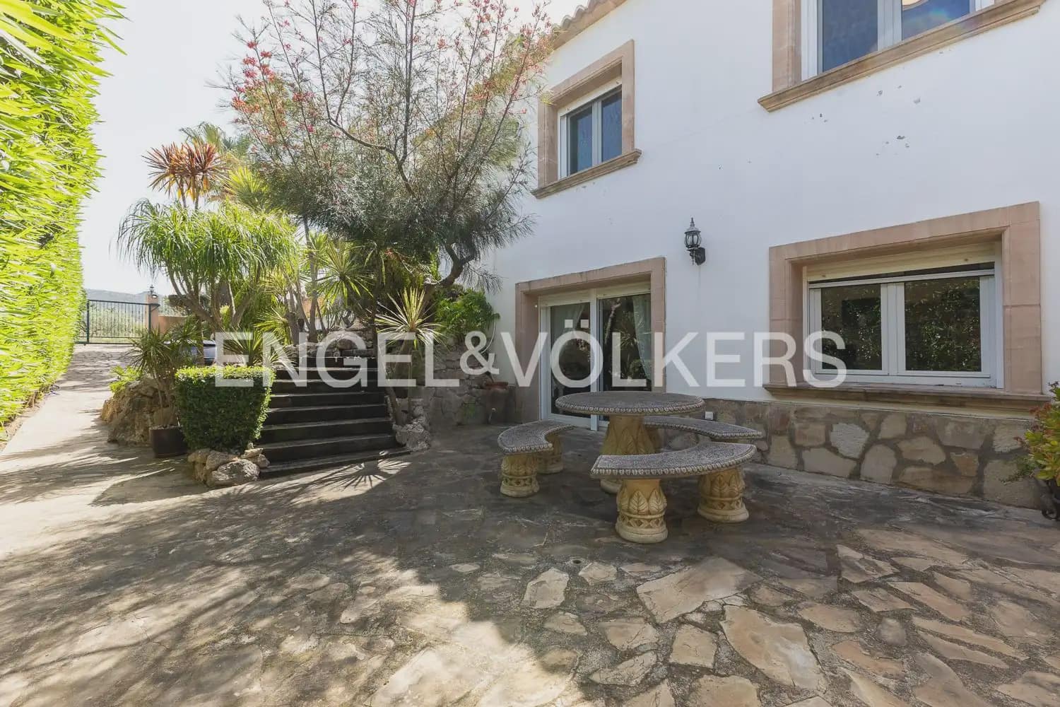 7 bedroom Villa for sale in Javea / Xabia with pool garage - € 1,390,000 (Ref: 9898303)