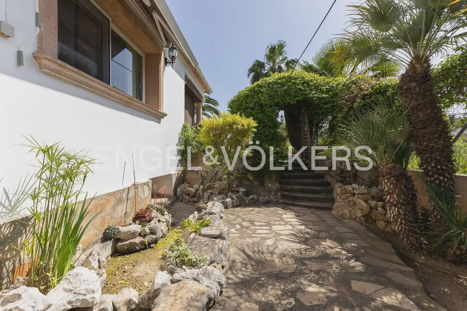 7 bedroom Villa for sale in Javea / Xabia with pool garage - € 1,390,000 (Ref: 9898303)